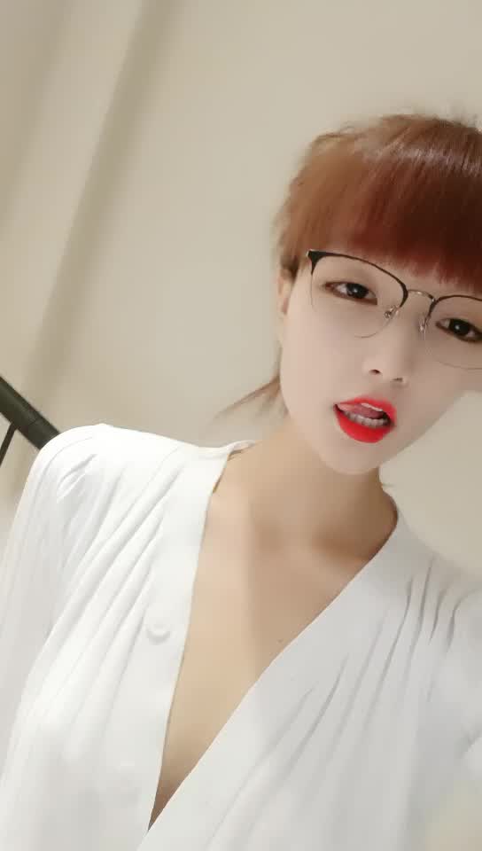 [主播探花] 2021-05-09 三线嫩模05-09  第一场