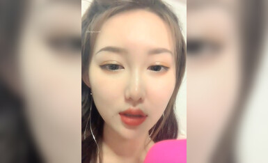 快手精品百万美妆博主【卿卿】大尺度私拍，喷尿特写-12