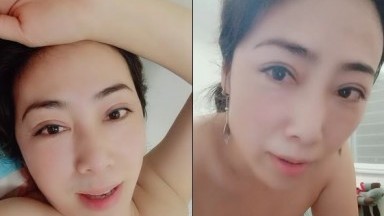 【十一高品质输出】，风骚离异人妻，约小情人来家中啪啪，全身上下骚就一个字，水多叫声大