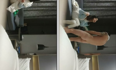 【用利抽插】，探花一哥，返场极品小萝莉，无毛粉穴让人爱不释手，青春胴体分外诱惑，暴力抽插征服她