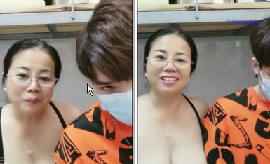 熟女控福利,老少配,50多歲肥熟婦跟帥氣小弟弟寢室啪啪,這肥臀大屁股真誘人