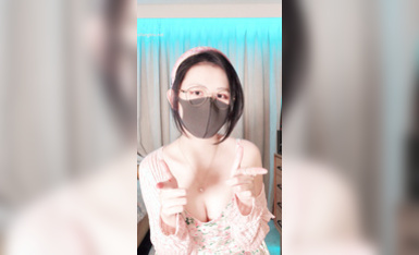 抖音網紅反差母狗『奶咪Naimi』最新六月新作裸舞《小惡魔+美人魚》性感換裝 超清4K (7)