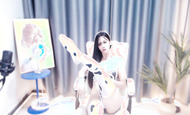 舞蹈小野馬 土豪定製奶牛裝