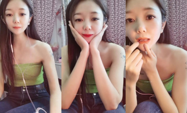 這是個神仙級別的美女，抖音小網紅，十幾萬粉絲，【甜心小西柚】，清純鄰家乖乖風 (4)