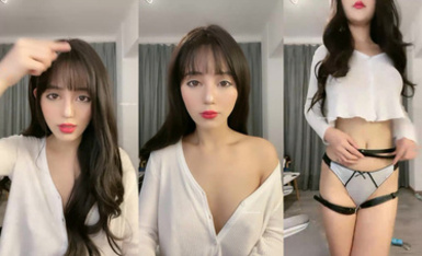 女神降臨，明星氣質頂級身材，人氣大美人【小福貴兒】罕見大尺度，裸艷舞誘惑、道具紫薇、無套啪啪，高潮臉爽死人 (4)