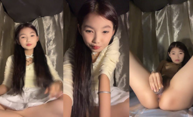 正宗大學生 宿舍偷偷脫光【瑤瑤搖】隨著道具的插入，身體不自主的顫抖起來，緊張刺激 (5)