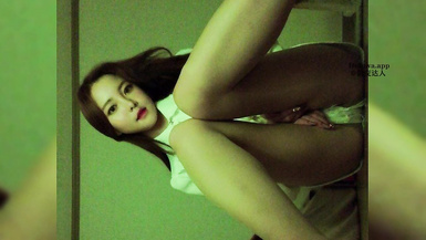 【反差婊檔案】韓國99年高顏值反差婊美女李欣宇，完美露臉母狗大尺度不雅私拍！