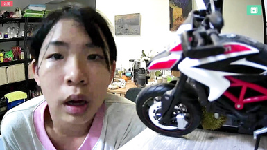 2024-04-16_臺北家庭監控_[內褲露點]_妹妹回家看電視_吃飯_全家輪流洗澡