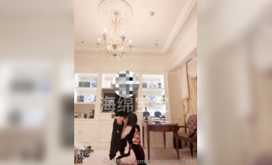 #海綿寶寶 絕美顏值九頭身絲襪高跟美腿名媛網黃主人的玩具 大尺度性愛私拍 (10)