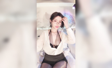 噴水姬【若汐(白熙)】魔鬼身材~絕美白虎~黑絲透視足交~爆插狂噴~各種絲襪  (35)