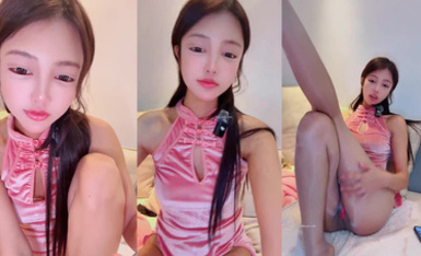 極品清純女大【甜心寶貝】吃雞巴的樣子簡直太美了！前凸後翹完美炮架！無套狂射爽到上天 (16)