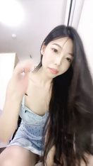 【濕濕】絕頂長腿騷母狗狗鏈舔內褲高跟鞋插逼 (21)