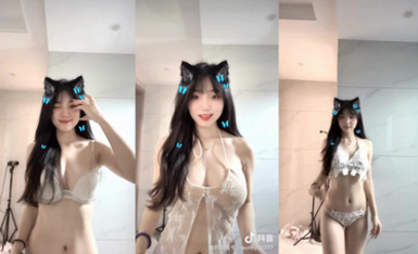 抖音網紅【寶貝77】集高顏值與極品身材於一身的反差婊  (4)