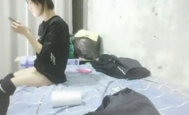 《梁哥寻妹子》10月7日城中村扫街连续搞了2炮一老一少