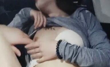 约个性感小姐姐车震--第二场